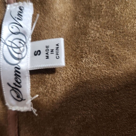 Vest, ultrasuede, with fringe. small - Picture 3 of 4